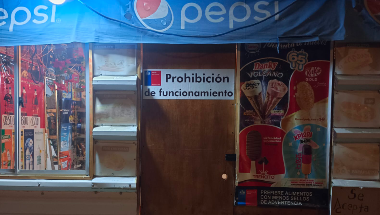 /clausuran-10-puestos-informales-de-alimentos-en-vallenar-por-graves