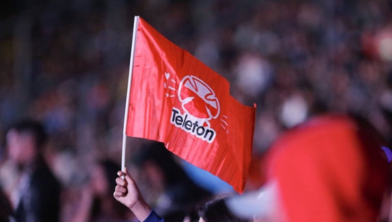 /local/en-vivo-teleton-2025-senal-oficial-definicionfm-cl