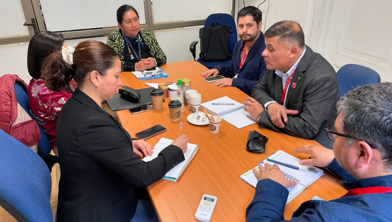 /hospital-intercultural-de-canete-trabaja-junto-al-ministerio-de-salud-en