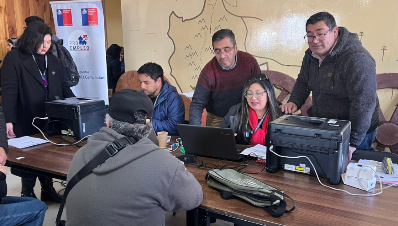 /curanilahue-da-inicio-al-plan-de-egreso-2025-del-programa-proempleo