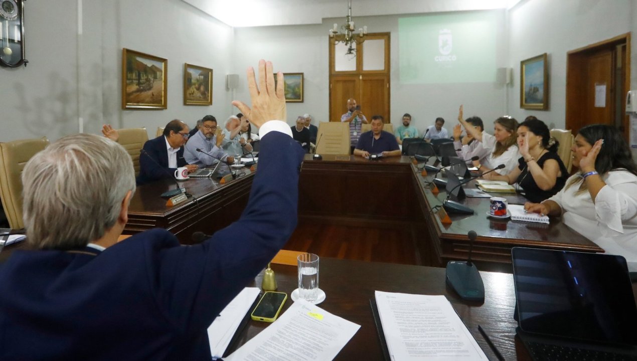 /raul-narvaez-es-elegido-hijo-ilustre-de-curico