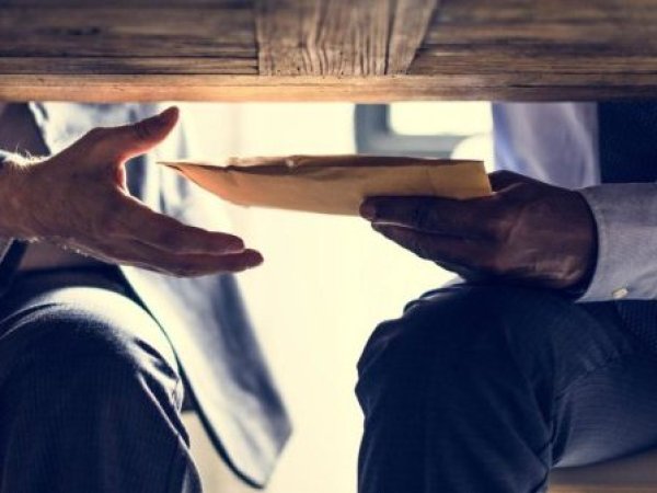 Ranking global de corrupción sitúa a Chile por sobre la mayoría de América Latina