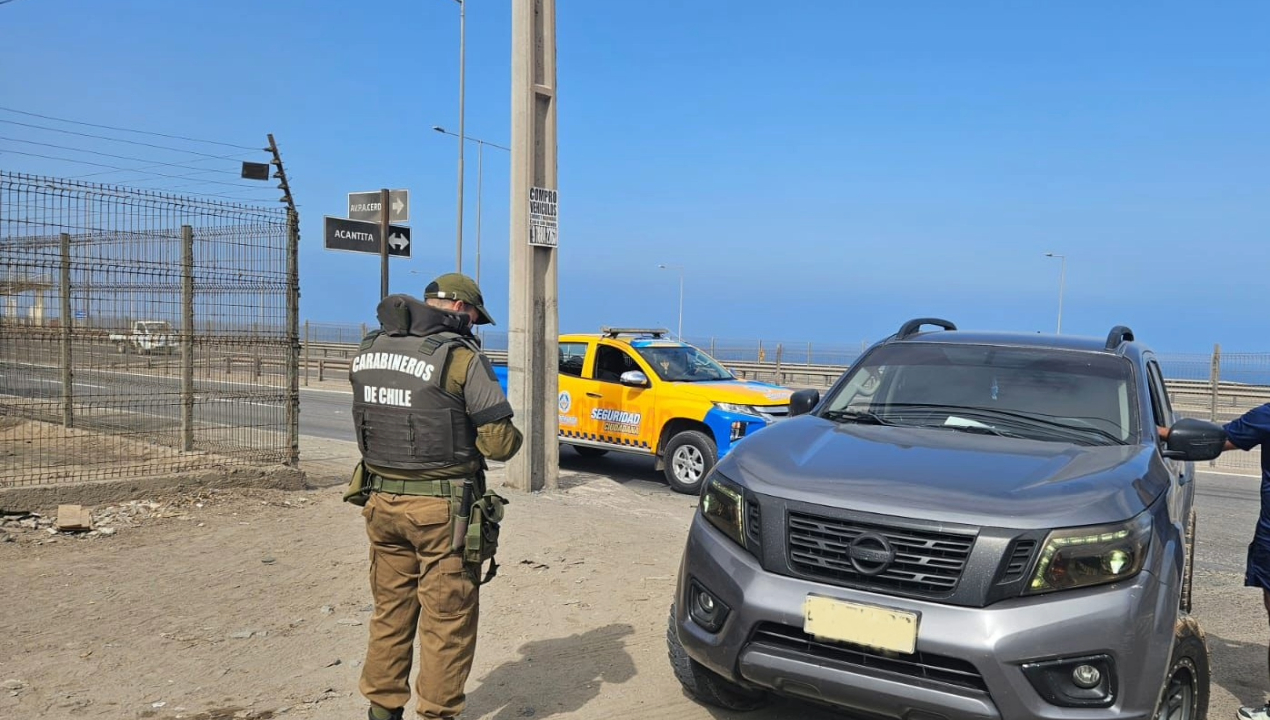 /patrullajes-os-14-permiten-recuperar-tres-camionetas-con-encargo-por-robo